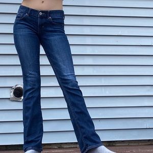 EXPRESS barely boot low-rise denim💙